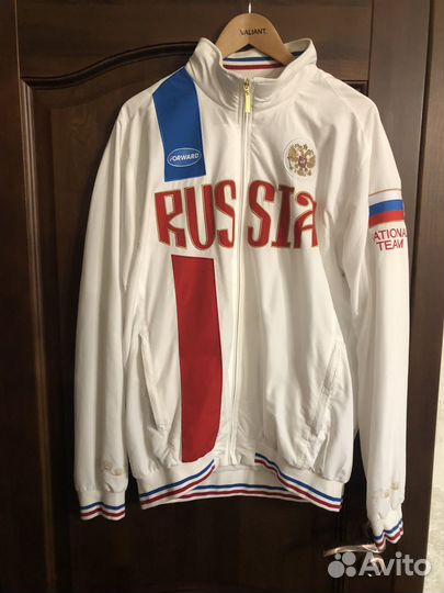 Парадный спортивный костюм forward