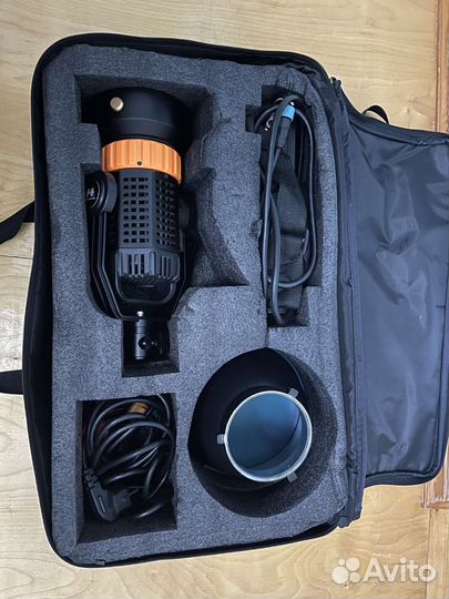 Видеосвет Falcon p12 120w