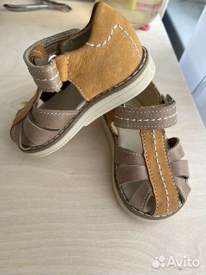 Сандалии детские 18
