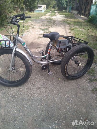 Трехколесный Электрофэтбайк