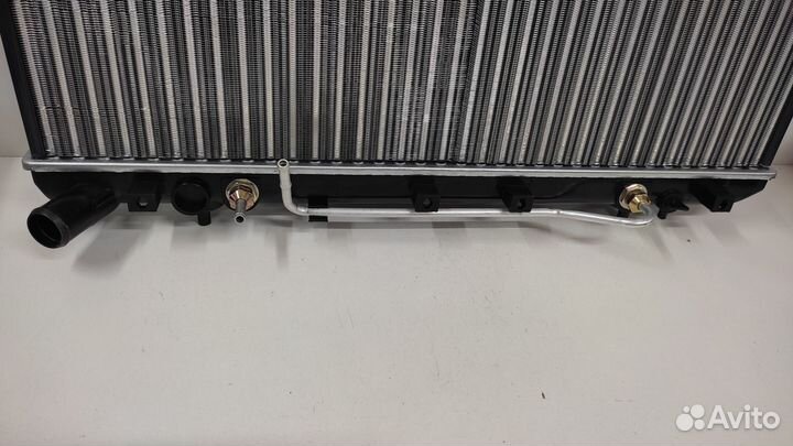 Радиатор охлаждения двигателя Hyundai Accent