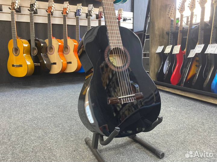 Гитара классическая