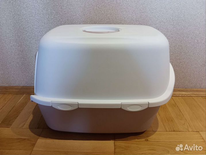 Туалет-домик для кошек новый