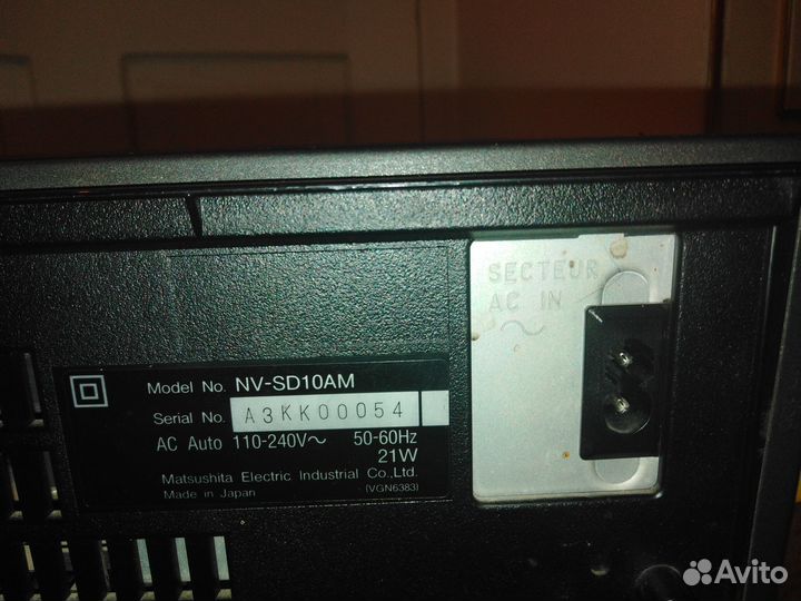 Видеомагнитофон Panasonic NV-SD10