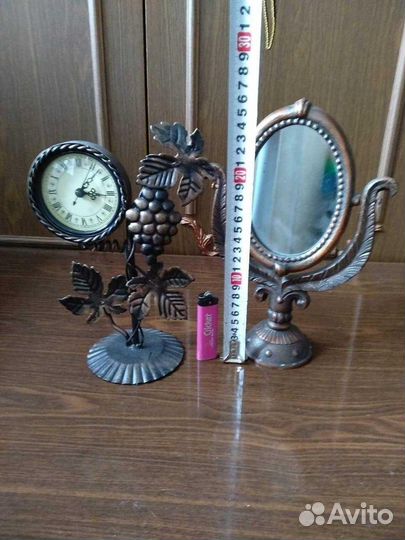 Настольные часы в рабочем состоянии СССР виноград