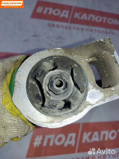 Рычаг передний правый нижний Volkswagen Tiguan