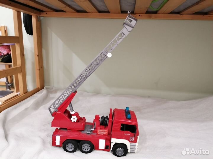 Пожарная машина bruder