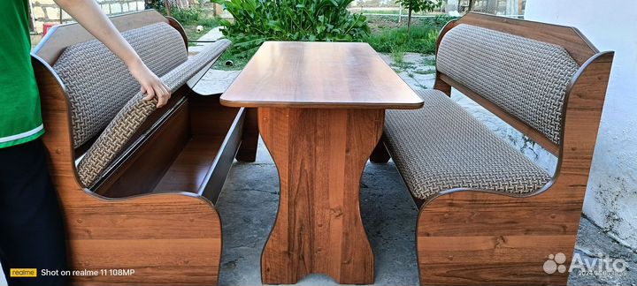 Диваны и столы бу.для кафе и для дома,на кухню