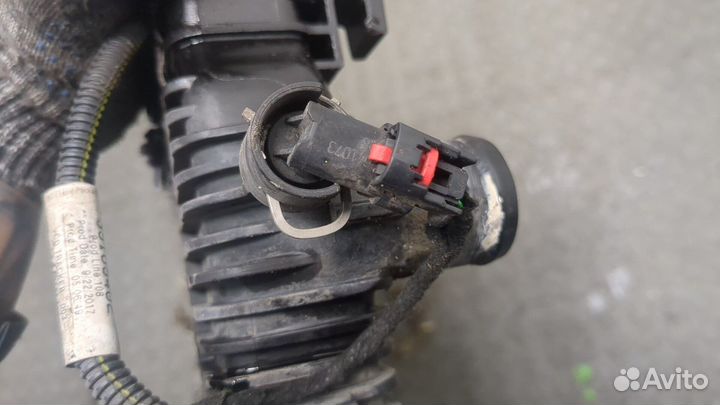 Радиатор охлаждения двигателя Opel Insignia