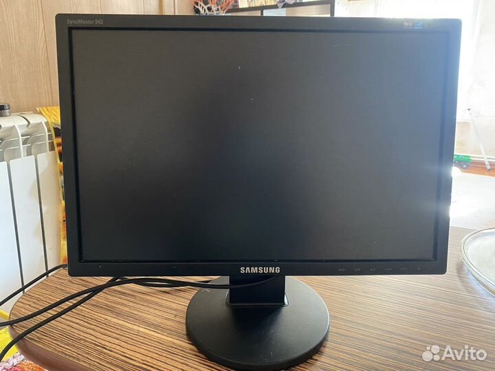 Монитор Samsung