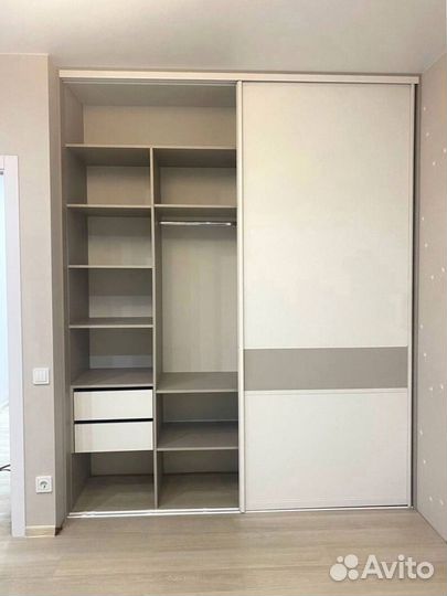 Шкаф встроенный