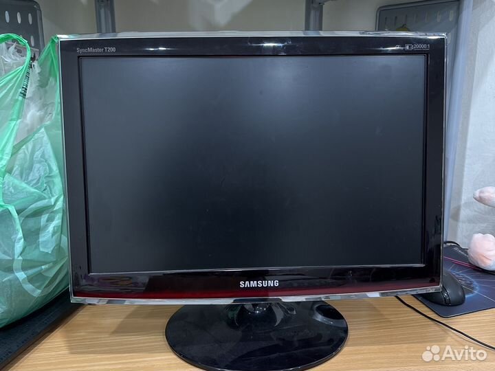 Samsung syncmaster t200