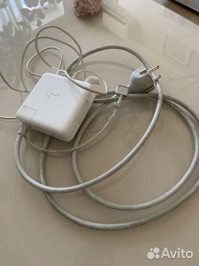 Magsafe 2 power adapter