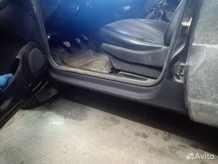 Кузовной порог на любой автомобиль правый