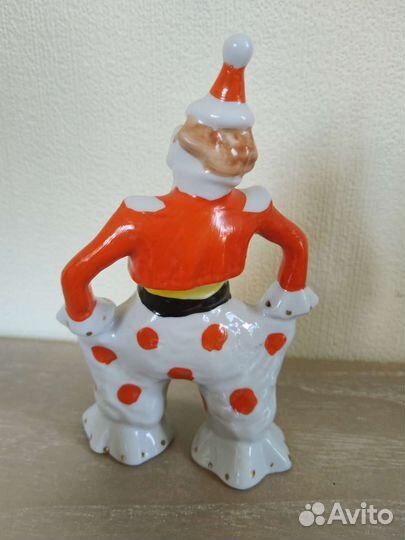 Фарфоровые статуэтки