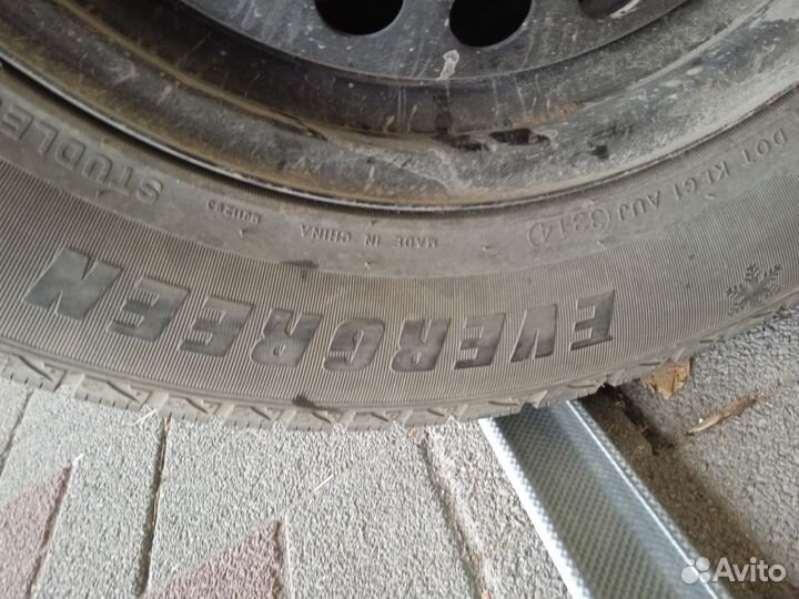 Evergreen EW66 215/65 R16 98H