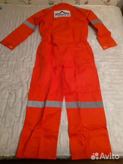 Комбинезон рабочий (костюм)