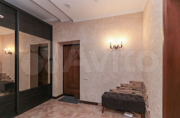 2-к. квартира, 112,6 м², 3/7 эт.