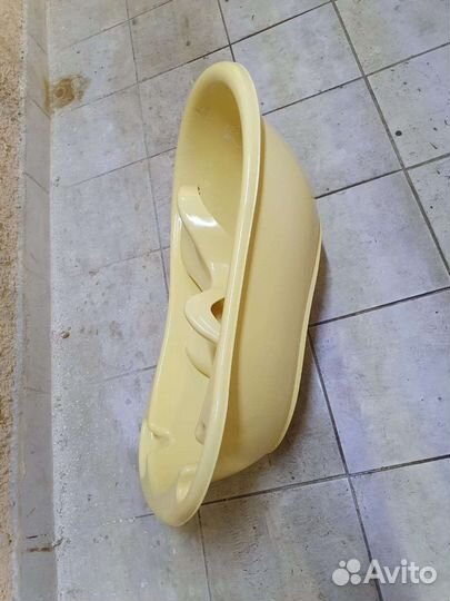 Ванночка для купания с горкой