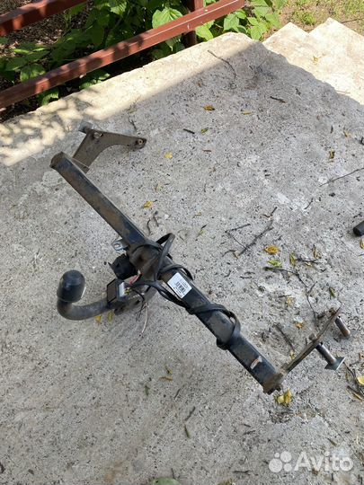 Фаркоп на renault duster2