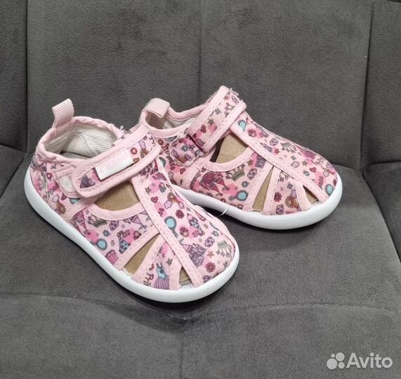 Сандалии для девочки 21 размер