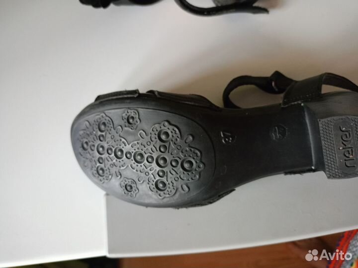 Босоножки женские 37 размер Rieker