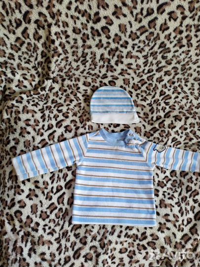 Кофточка с шапочкой