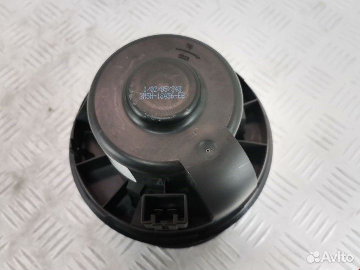 Моторчик печки для Ford Focus 2 1379568