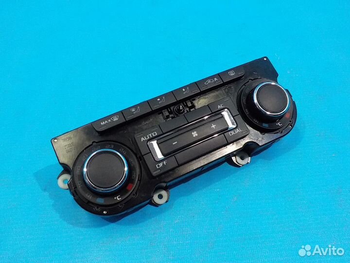 Блок управления климатконтроля skoda Yeti 2009-201