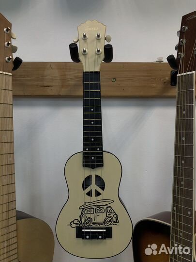 Укулеле Сопрано terris plus BUS