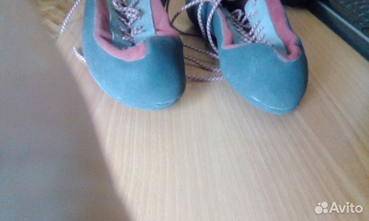 Туфли скальные две пары Redline р.42, 42,5