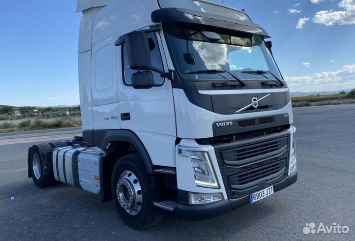 В разборке грузовик Volvo, FM с 2013