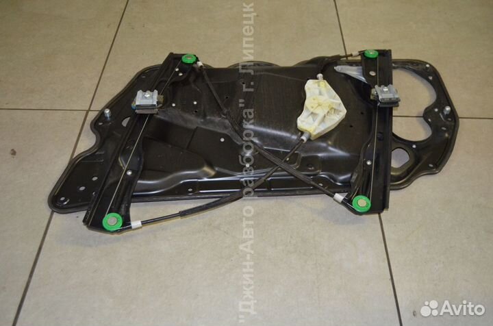 Стеклоподъемник передней двери Passat B6