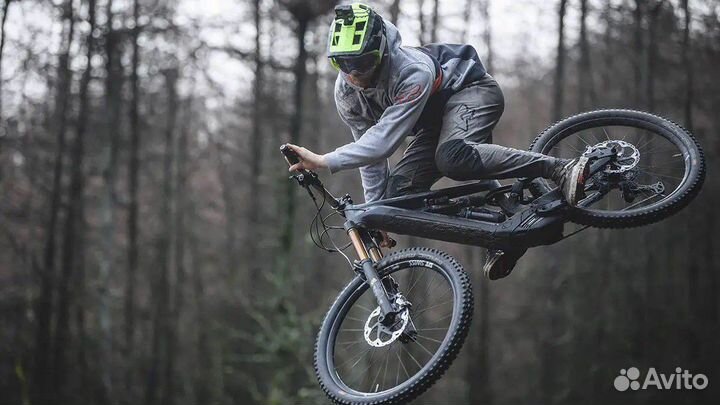 2022г Enduro Canyon Torque:ON e-MTB