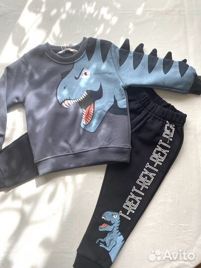 Костюм детский на флисе hm 90