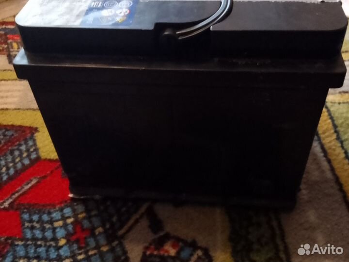 Автомобильный аккумулятор