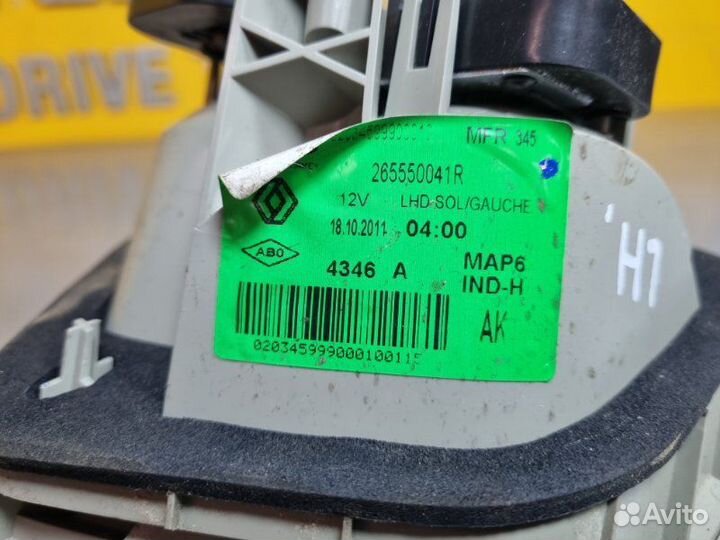 Фонарь крышки багажника задний левый Renault