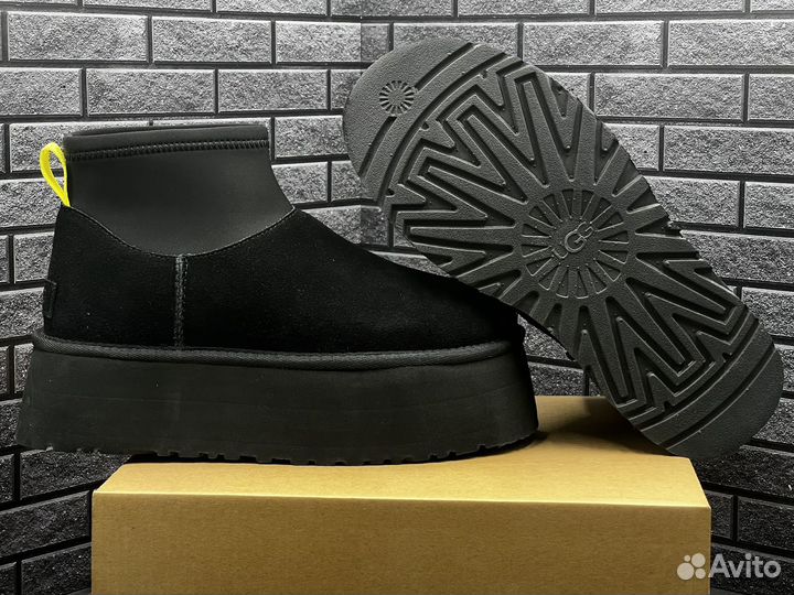 Угги Женские UGG Classic Mini Dipper на платформе