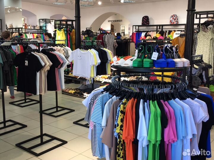 Продавец консультант одежды и обуви от 18 лет