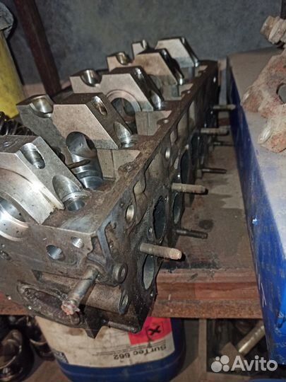 Головка блока цилиндров Volkswagen Transporter t 5