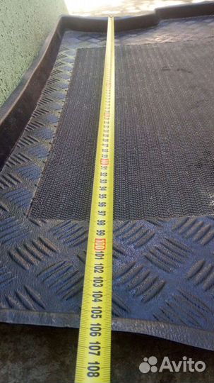 Коврик в багажник и в салон унивесальные