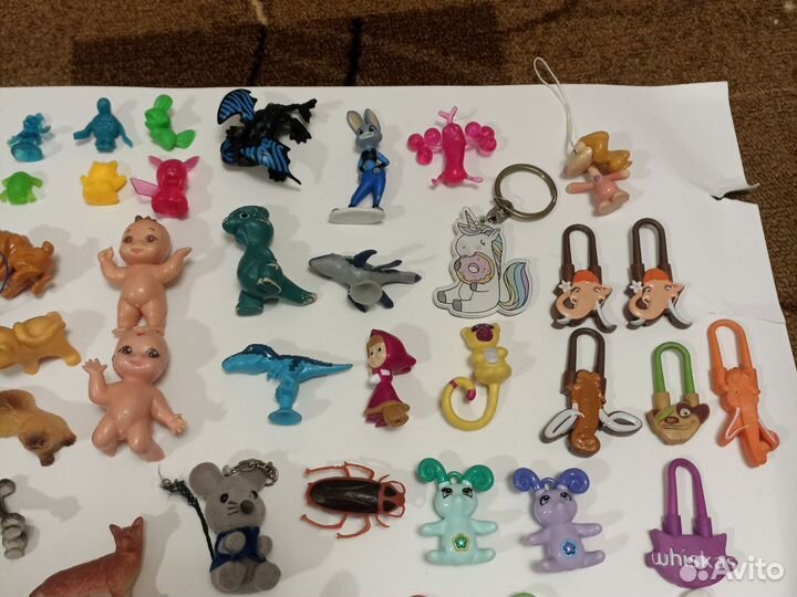 Коллекционные игрушки, фигурки, брелки, мячики