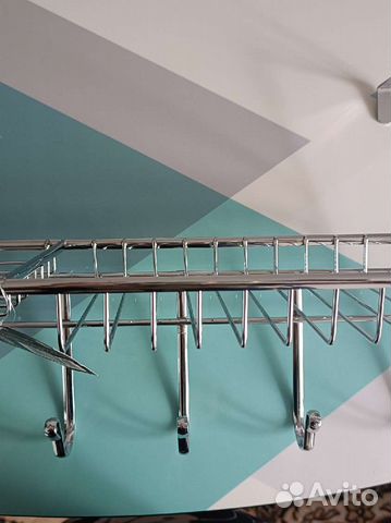 Крючки и полки для ванной комнаты