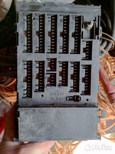 Блок предохранителей iveco