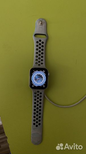Apple watch 4+