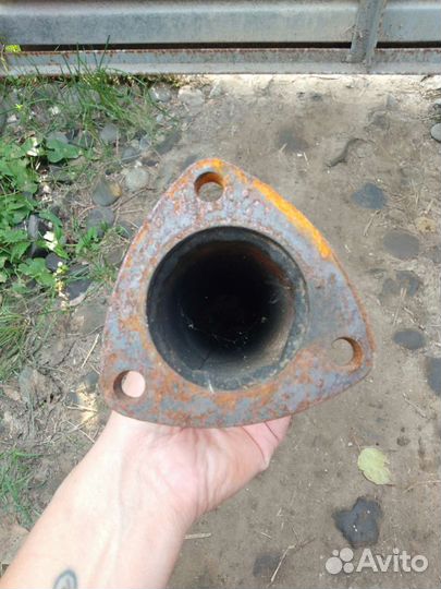 Устройство для автомобилей