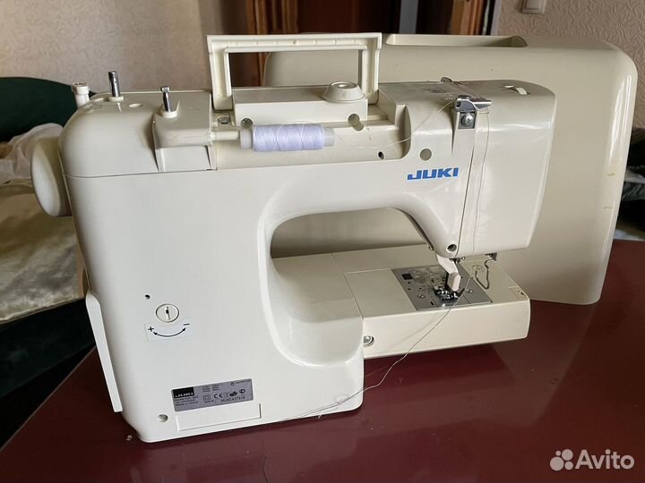 Швейная машинка juki