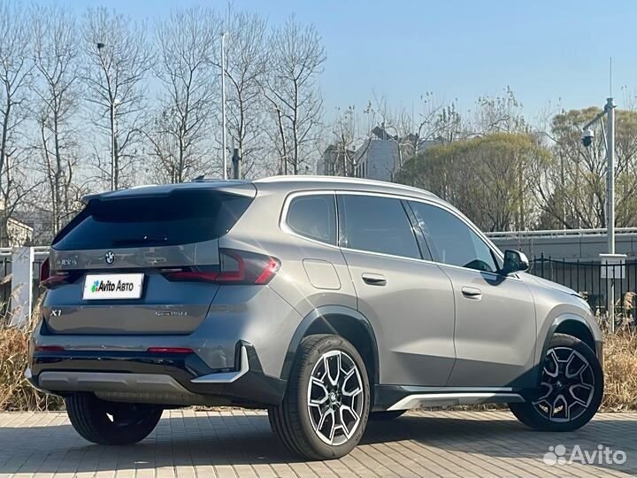 BMW X1 2.0 AMT, 2024, 4 900 км