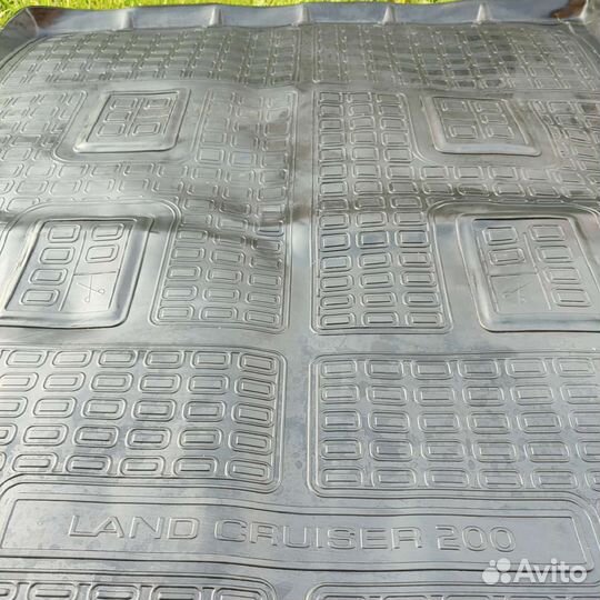Коврик в багажник LC200