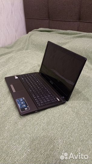 Asus X53U ноутбук (6 гб памяти)